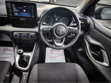 2022 Toyota Yaris 1.0 LUNA 4DR 1 Year Warranty €14,250 thumbnail