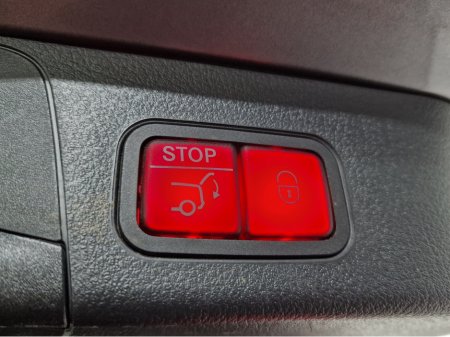 2023 Mercedes-Benz EQB 300 AMG LINE PREMIUM (PAN ROOF / 7 SEATER) 4MATIC AUTOMATIC **ONE OWNER / APPLE CARPLAY / BLIND SPOT ASSIST / ELECTRIC SUNROOF / ELECTRIC BOOTLID / REVERSE CAMERA / WIRELESS PHONE CHARGING** €39,900 thumbnail