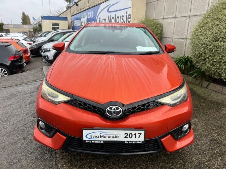 2017 Toyota Auris RS 1.8 PETROL MANUAL //REVERSE CAMERA//KEYLESS ENTRY// €14,950