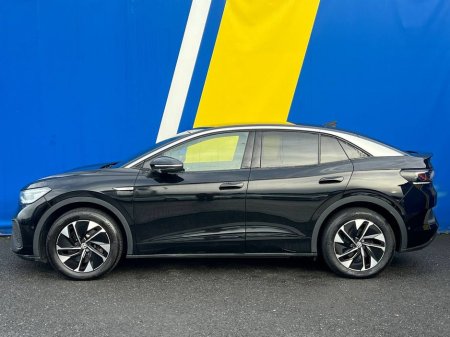 2022 Volkswagen ID.5 PRO FAMILY 77KWH // VERY LOW MILEAGE // PANORAMIC SUNROOF // 360 PARKING SENSORS €31,900