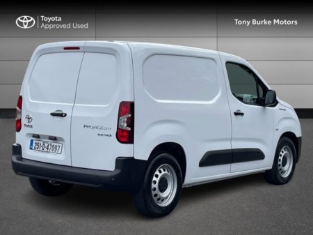 2025 Toyota Proace City Van - Electric Model - GX - SWB - Automatic - Save EUR EUR EUR EUR &rsquo;s - (EUR 22,999 + VAT = EUR 28,289) // Front Electric Windows // Rear Electric Windows // Electric Mirrors // Heated Mirr €22,999