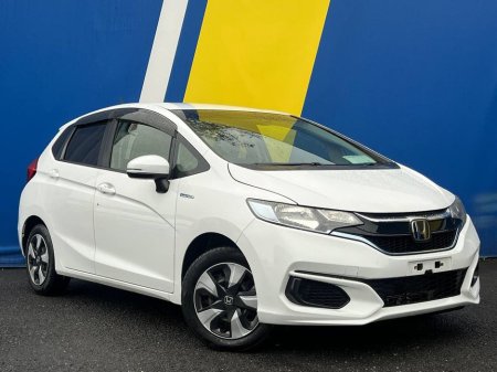 2019 Honda Fit F-PACKAGE 1.5 HYBRID // ADAPTIVE CRUISE CONTROL // NEW 2 YEAR NCT // LANE ASSIST €13,950