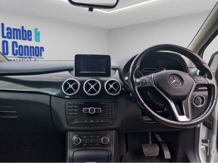 2014 Mercedes-Benz B Class B 180 CDI BLUE EFFICIENCY SE  AUTO **** SILVER MET / CREAM LEATHER *** ALLOYS *** VERY LOW MILES **** SERVICE HISTORY *** BEST AVAILABLE *** €11,950