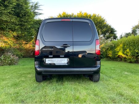 2019 Peugeot Partner PROFESSIONAL L1 BHDI €13,950 thumbnail