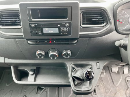 2023 Renault Master LM35 BUSINESS  2.3 BLUE DCI 135BHP FWD LWB €22,000 thumbnail