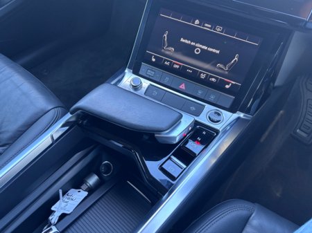 2022 Audi e-tron TECHNIK 55 QUATTRO 95KwH BATTERY // UPGRADED ALLOYS €35,950 thumbnail