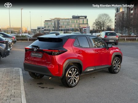 2024 Toyota Yaris Cross YARIS CROSS LUNA SPORT €30,450