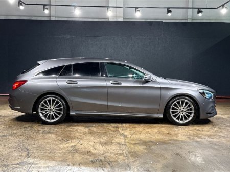 2018 Mercedes-Benz CLA Class SHOOTING BRAKE - AMG WHEELS - HALF BLACK LEATHER UPHOLSTERY / ELECTRIC SEATS - HARMAN KARDON PREMIUM SOUND - PANORAMIC SUNROOF - CRUISE CONTROL - REVE €19,950