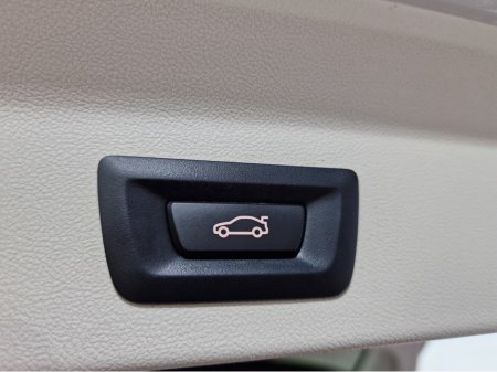 2021 BMW X3 30E X-DRIVE X-LINE AUTOMATIC **ONE OWNER / ACTIVE CRUISE CONTROL / APPLE CARPLAY / ELECTRIC TOWBAR / FULL MOCHA LEATHER / HEATED STEERING WHEEL / SAT NAV / REVERSE CAMERA / REAR TINTED GLASS** €38,450 thumbnail