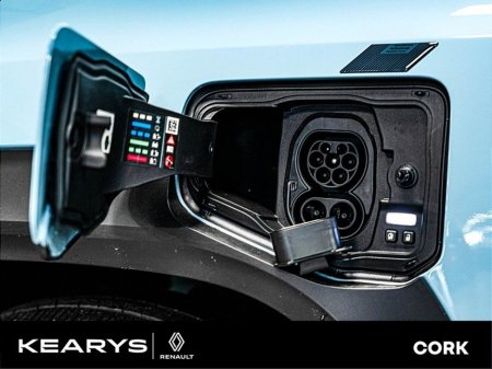 2025 Renault 4 iconic 52kWh 150hp thumbnail