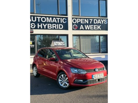 2015 Volkswagen Polo  €11,390