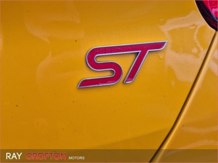 2018 Ford Focus 2.0 TDCi 185PS ST2 €22,950 thumbnail