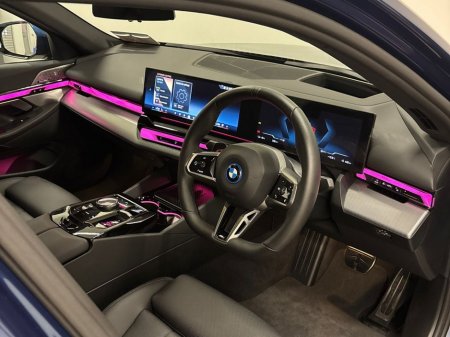 2026 BMW i5 eDrive40 M Sport Saloon IMMEDIATE DELIVERY €101,670 thumbnail