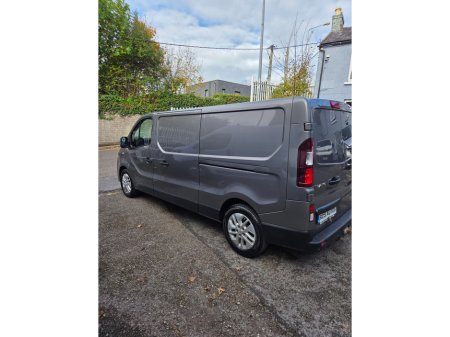 2020 Renault Trafic LL30 ENERGY DCI 145 SPORT LL29 PANE €17,500