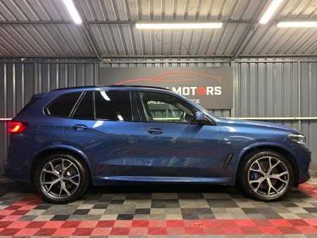 2021 BMW X5 xDrive45e M Sport €52,900 thumbnail