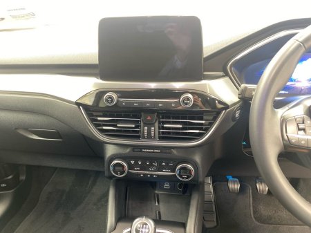 2022 Ford Kuga 1.5 EcoBlue 120PS Titanium €23,995 thumbnail