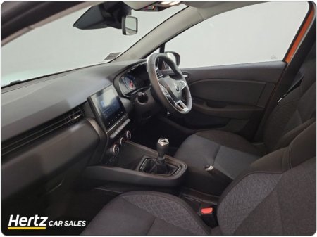 2023 Renault Clio Equilibre 1.0 Petrol Manual €16,000