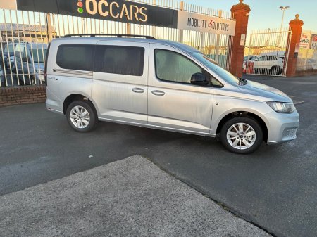 2025 Volkswagen Caddy Maxi Life Wheelchair accessible vehicle 7 seats + WC Auto €-64,950
