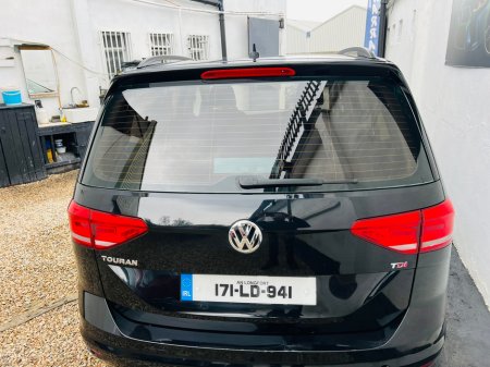 2017 Volkswagen Touran  €8,750