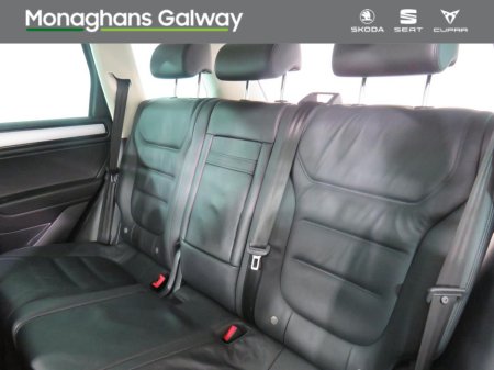 2018 Volkswagen Touareg 5 SEAT COMM 3.0 TDI 262BHP V6 AUTO €28,950 thumbnail