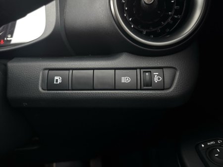 2024 Toyota C-HR Hybrid Sport €33,950 thumbnail