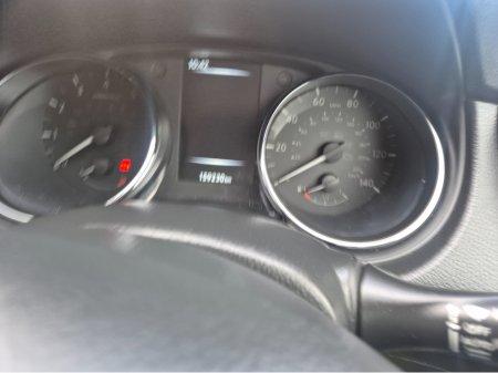 2015 Nissan Qashqai 1.2 DIG-T ACENTA SMRT VSN 115PS 5DR €9,950 thumbnail