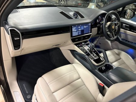 2020 Porsche Cayenne 3.0 V6 E-HYBRID=HUGE SPEC//PAN ROOF//201 D REG=TAILORED FINANCE PACKAGES INCL PCP AVAILABLE=TRADE IN'S WELCOME €59,995 thumbnail