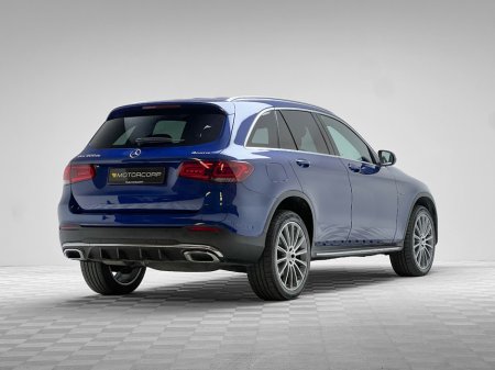 2021 Mercedes-Benz GLC Class 300DE AMG LINE PREMIUM 4MATIC €39,990 thumbnail