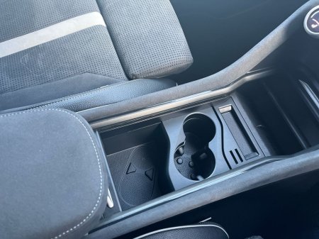 2025 Skoda Kodiaq SPORTLINE 2.0TDI 190HP DSG 4x4 €69,995 thumbnail