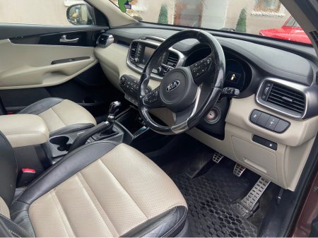 2004 Mercedes-Benz E Class 220 CDI AVANTGARDE 4DR A €4,950