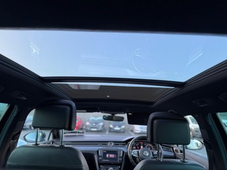 2017 Volkswagen Passat R-LINE TOP SPEC NCT 05/27 €14,499 thumbnail