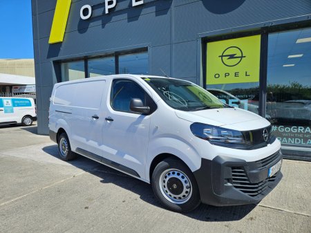 2025 Opel Vivaro  €25,950
