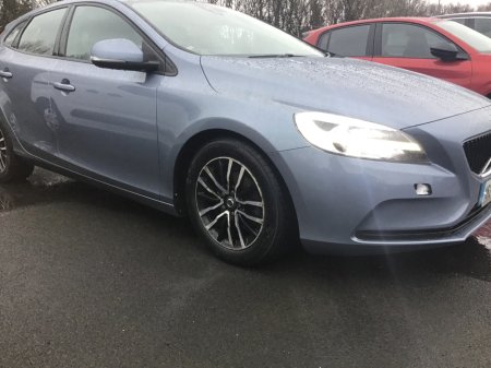 2016 Volvo V40 2.0 D2 Momentum 120BHP 5DR €14,900