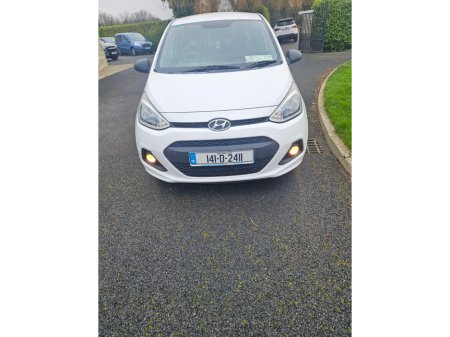 2014 Hyundai i10 10  CLASSIC 5DR - LOW MILEAGE - SERVICE HISTORY - 2 KEYS €5,950 thumbnail