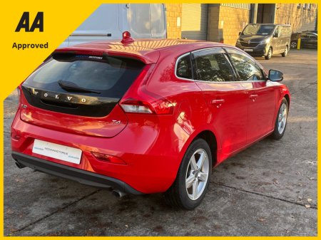 2015 Volvo V40 1.6 T4 5DR AUTO FULLY LOADED WITH SPEC €12,750