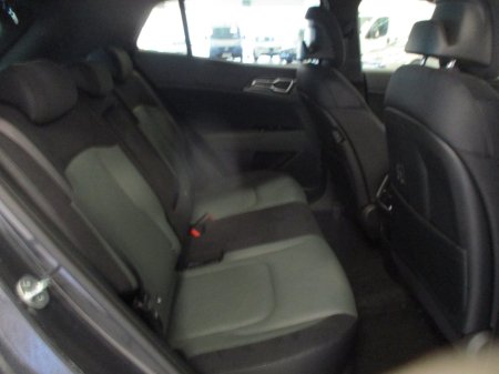 2024 Kia Sportage Anniversary Edition Plug-in Hybrid €40,950 thumbnail