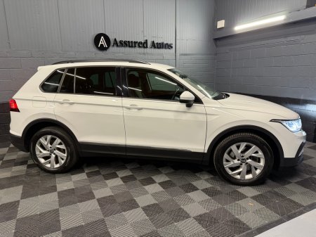 2022 Volkswagen Tiguan 1.4 TSI PHEV 245HP Life DSG €29,900