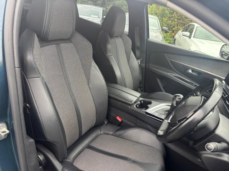 2022 Peugeot 3008 FL ALLURE 1.5 BLUE HDI 13 130 6.2 €26,995