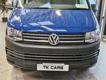 2019 Volkswagen Transporter  thumbnail