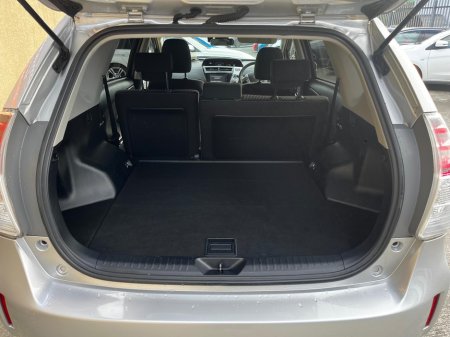 2019 Toyota Prius Alpha Toyota Prius Alpha 1.8 self charging hybrid automatic €18,900