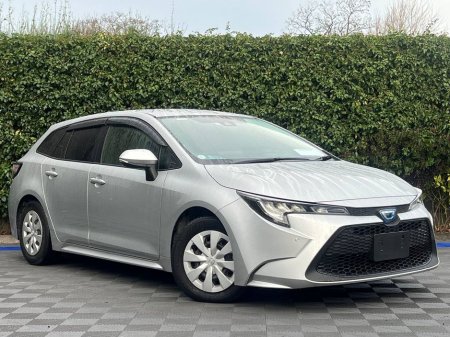 2022 Toyota Corolla TOURING 1.8 HYBRID // PARKING SENSORS // DUAL ZONE CLIMATE CONTROL // ADAPTIVE CRUISE CONTROL €18,950