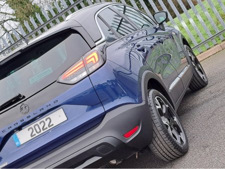 2022 Opel Crossland ULTIMATE 1.2TURBO 110BHP **LEATHER/SUEDE INTERIOR** €19,950 thumbnail