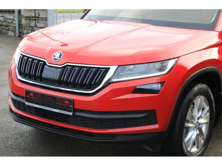 2018 Skoda Kodiaq DSG * Low KMs *Sunroof * 7 seats Huge spec €28,950 thumbnail