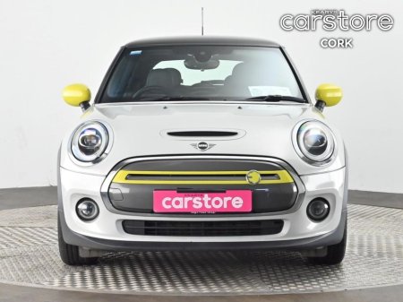 2020 MINI Hatch Cooper Classic Auto €16,880 thumbnail