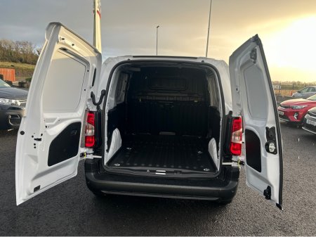 2025 Citroen Berlingo LWB 1000kg, ex vat €23,577 thumbnail