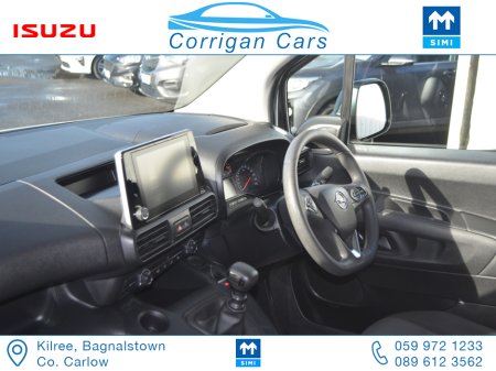 2022 Opel Combo HIGH SPEC 3 SEATS SPORT-PRICE EXCLS VAT €13,004 thumbnail