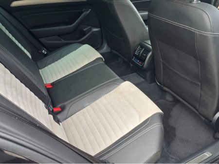 2019 Volkswagen Passat VW PASSAT GT 2.0 150BHP PAN ROOF ONLY 15K MILES!!!!!!LIKE NEW!!!! €26,995 thumbnail