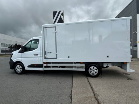 2025 Renault Master CCAB 3.5T L3H1 Bread Van with Fridge