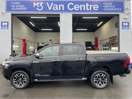 2021 Toyota Hilux 2021 TOYOTA HILUX 2.4 D-4D INVINCIBLE 4WD CREW CAB €28,950