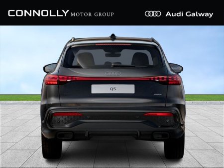 2026 Audi Q5 €699 P/M - S-LINE E-HYBRID QUATTRO A/T €76,950